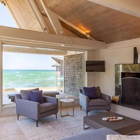 Walk To The Beach From This Ocean Front Home